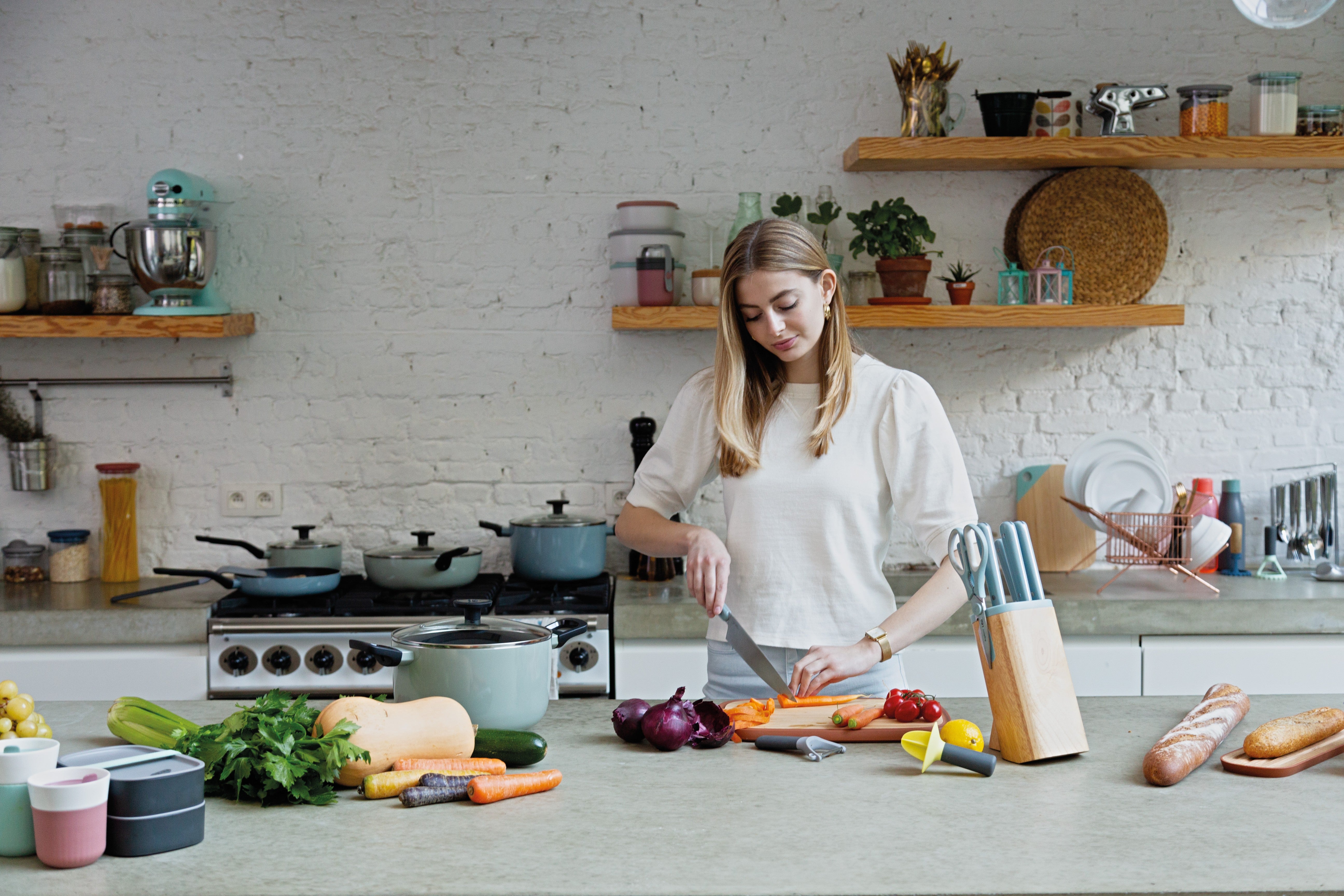 BergHOFF 7-Piece Knife Block Set - Glints Slate with Magnetic Knife Block and Soft-Touch Handles