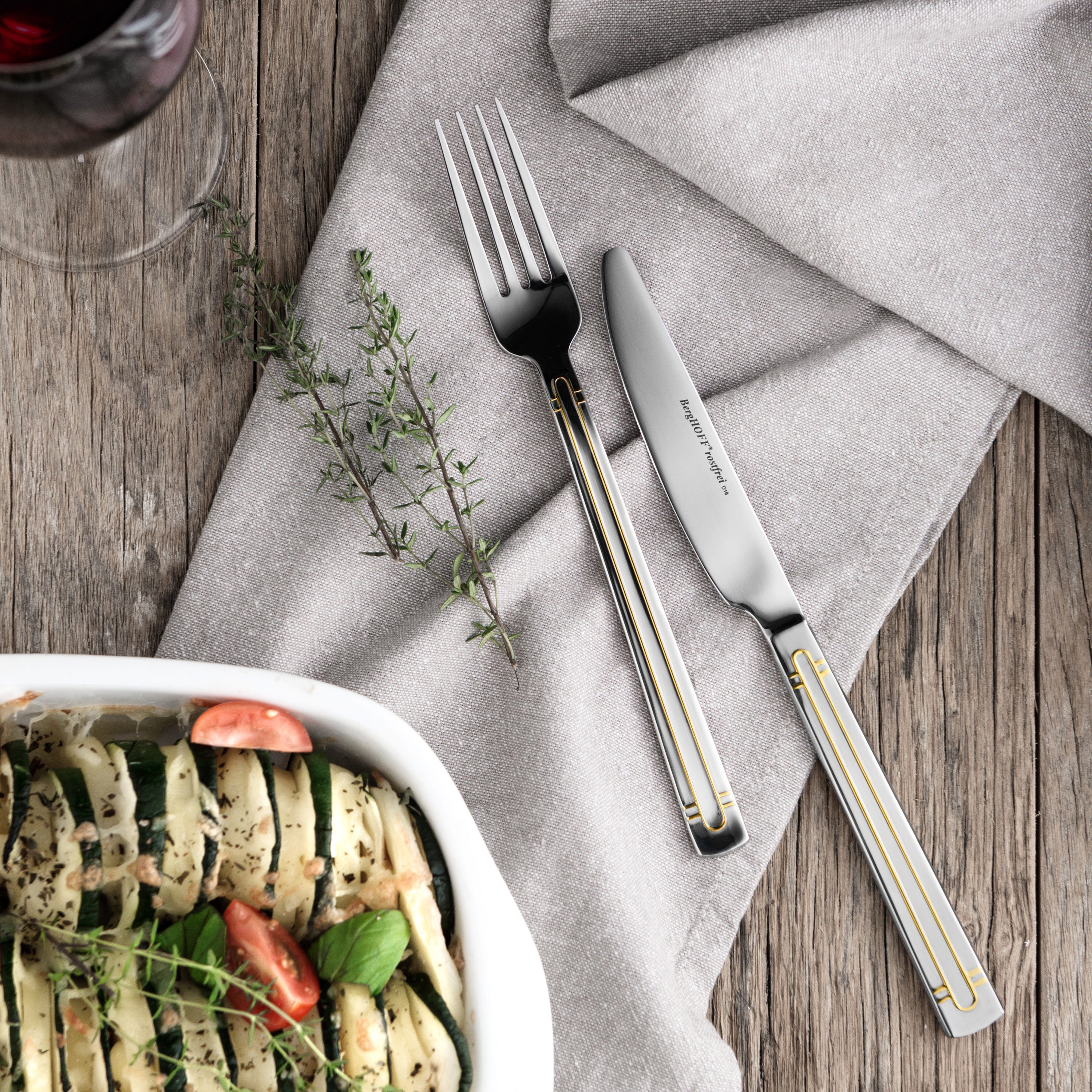 BergHOFF 30-pc Flatware Set - Heritage Series with Gold Lined Handles and Balanced Grip